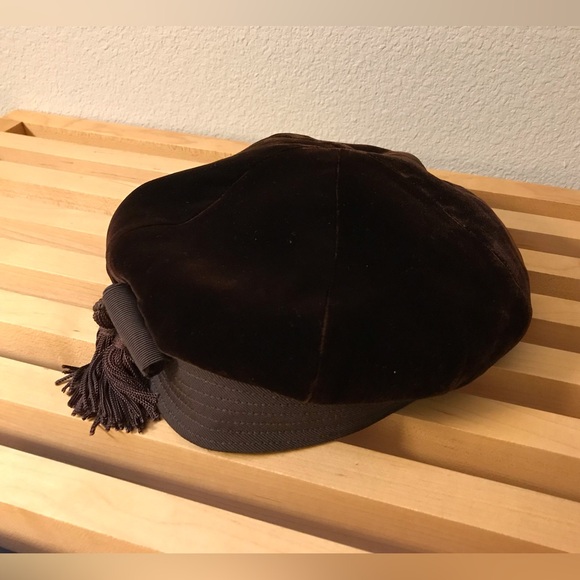 Nicholas Ungar velvet hat - Picture 1 of 5